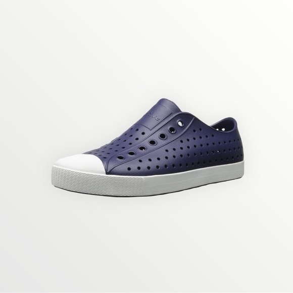 Native Other - Native Jefferson Purple Perforated Sneakers- M13